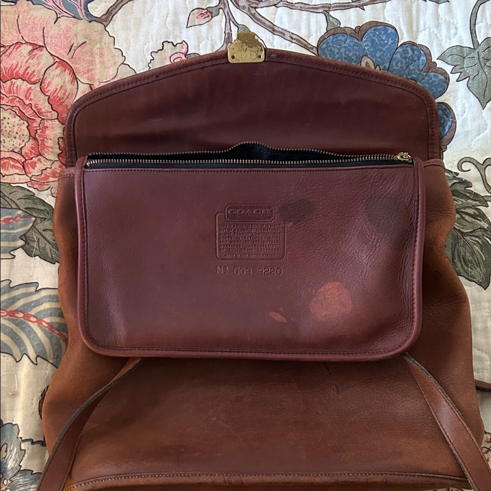 Vintage Coach Branson Bag. - Picture 2 of 7